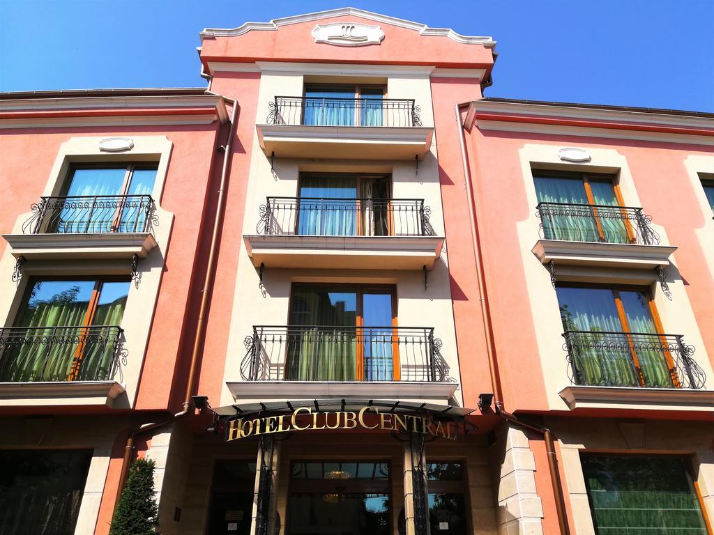 Hotel Club Central Chisarja Exteriér fotografie